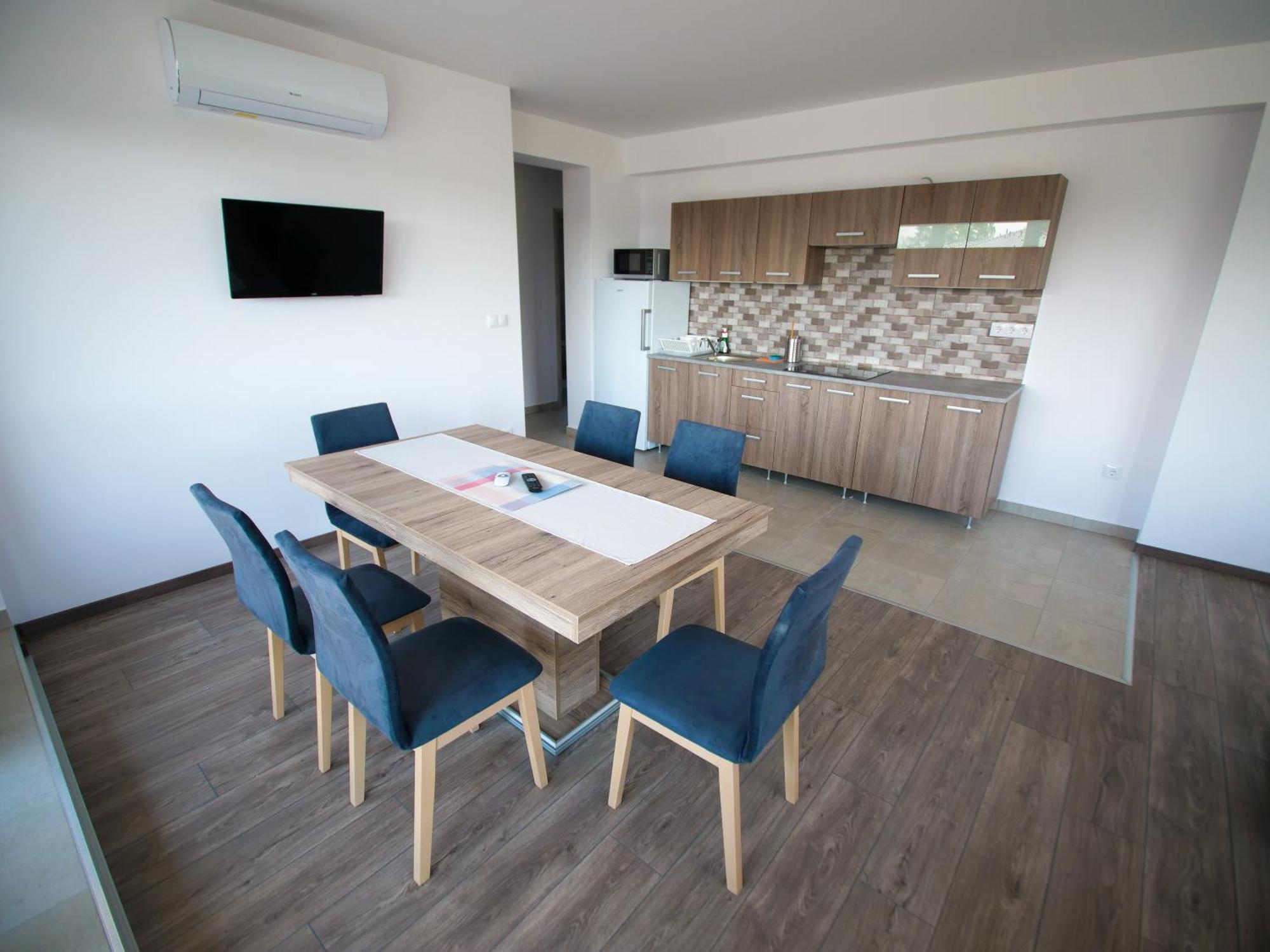 Appartamento Zea Apartmanhaz Balatonfenyves Esterno foto