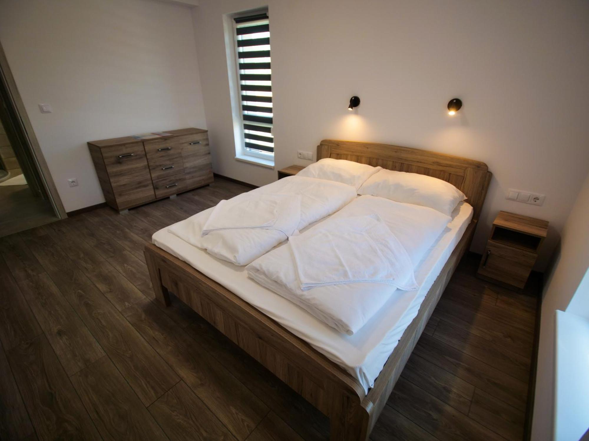 Appartamento Zea Apartmanhaz Balatonfenyves Esterno foto