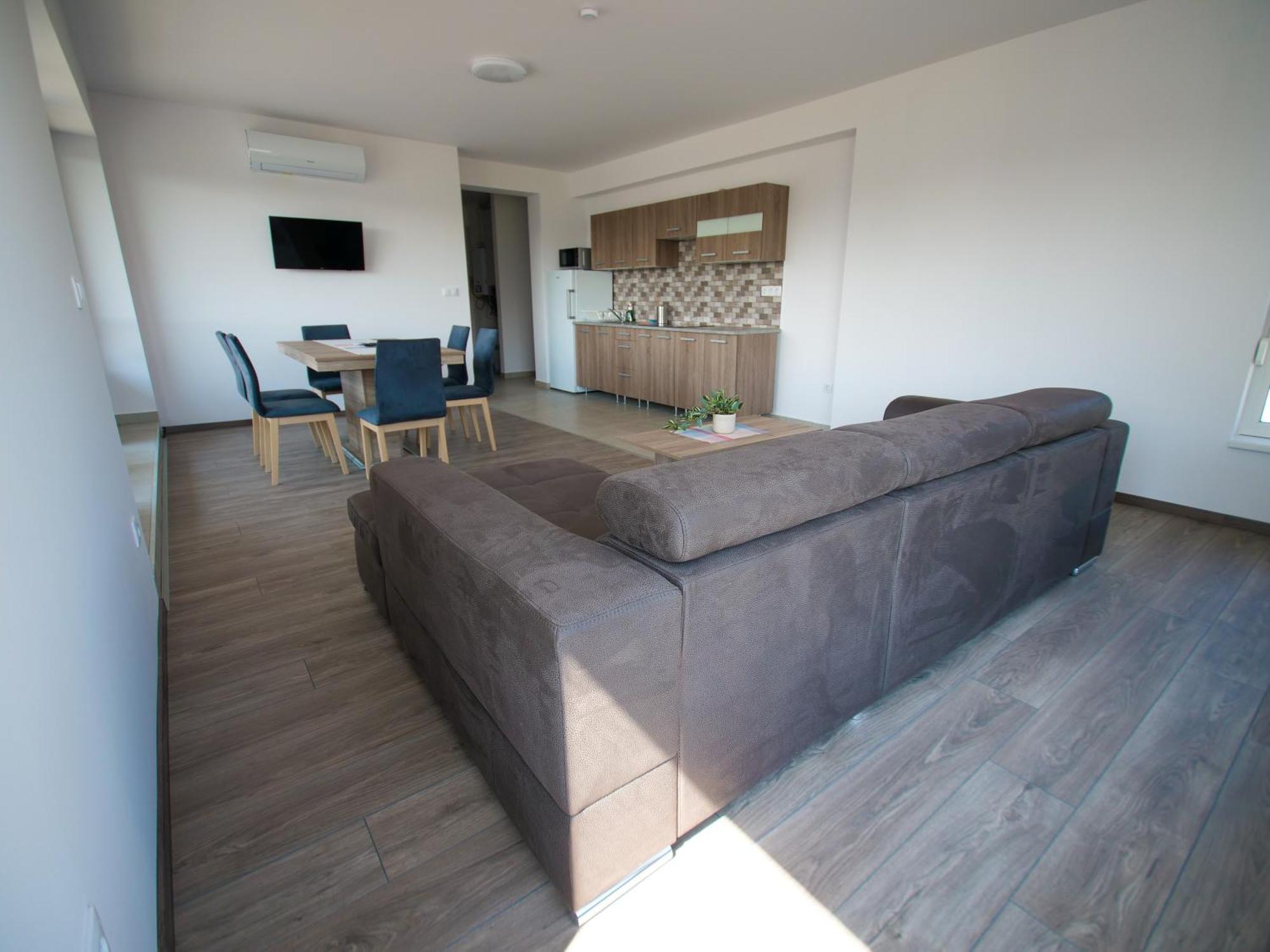 Appartamento Zea Apartmanhaz Balatonfenyves Esterno foto