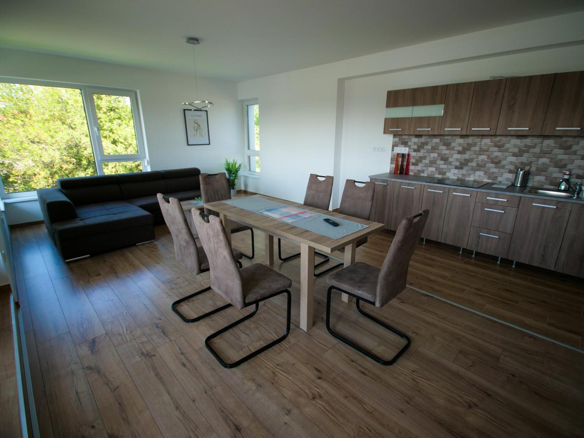 Appartamento Zea Apartmanhaz Balatonfenyves Esterno foto