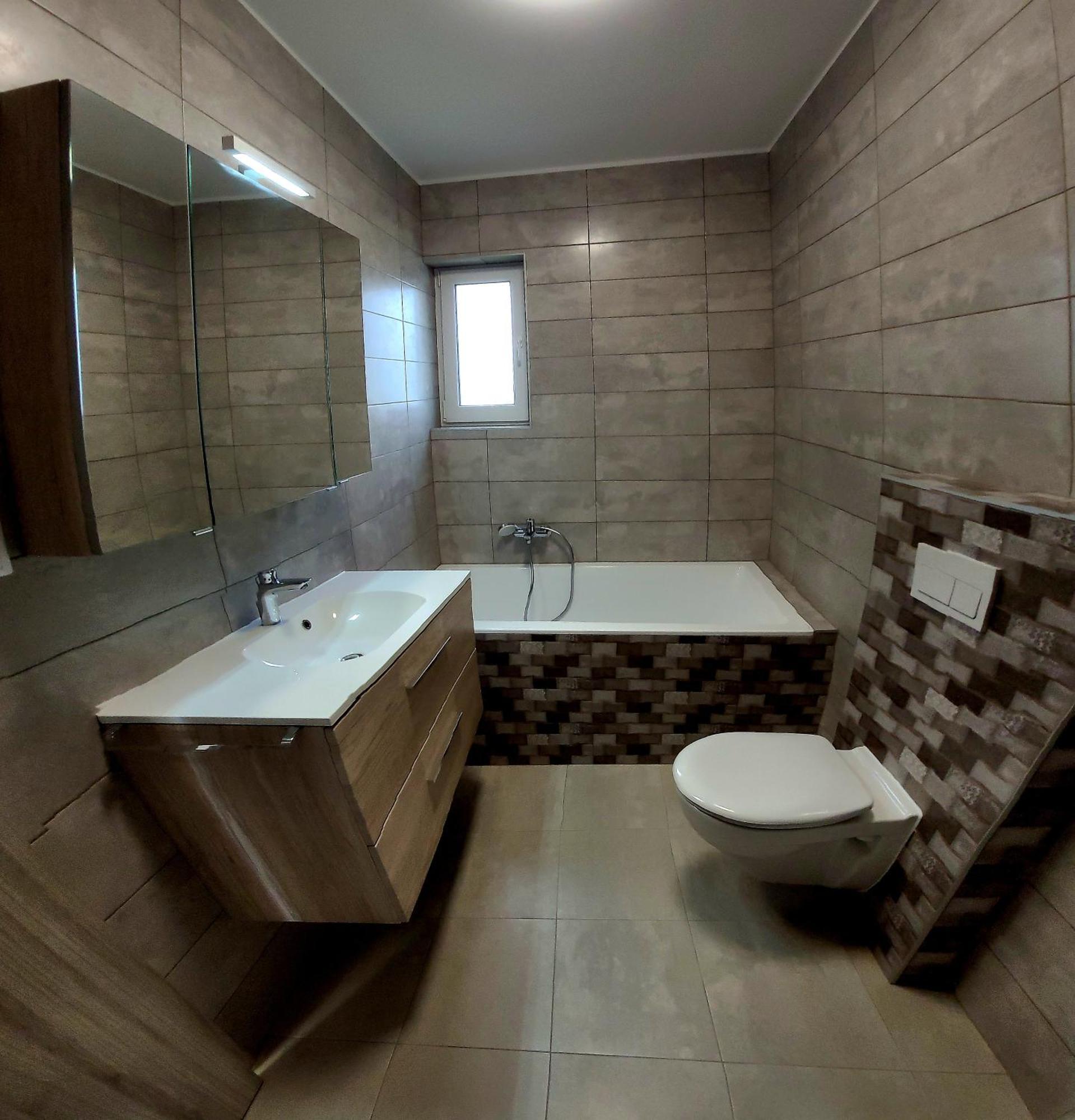 Appartamento Zea Apartmanhaz Balatonfenyves Esterno foto